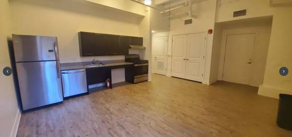 1 Bed 1 Bath Apartment takeover (or sublease May1st~July31th)