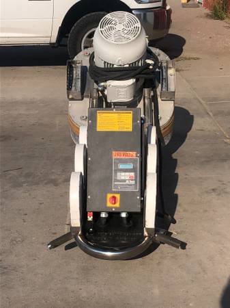 Concrete floor grinder/polisher