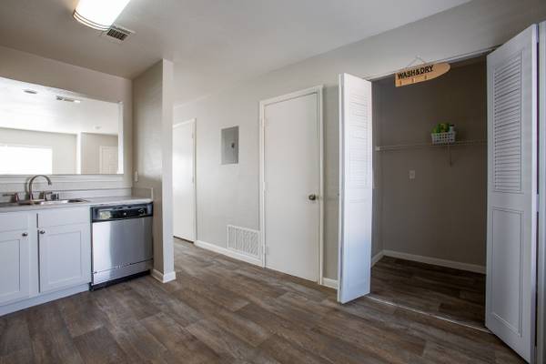 Relax in your new 1020 sq ft 2 bed / 2 bath!