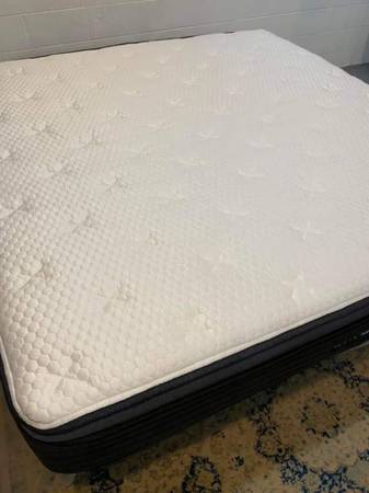 Helix Midnight Luxe King Size Mattress