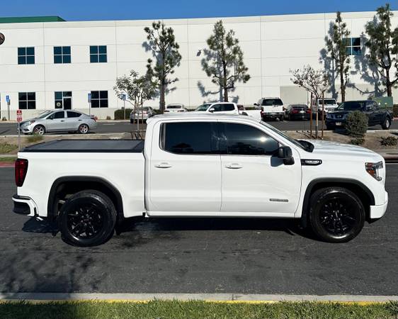 2020 GMC Sierra Elevation RWD