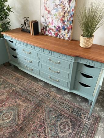 Dresser Credenza Entry Table