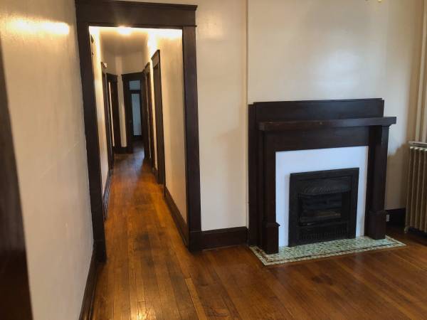 4-BR, 1st Floor Hardwood Floor Apt w/ New Kitchen, 2 Bathrooms, 6/1