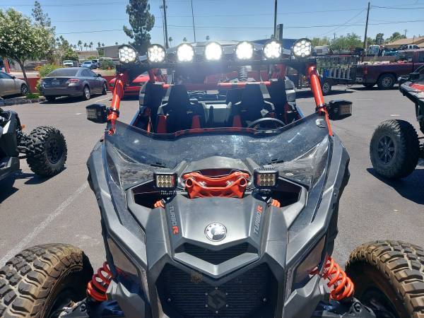 UTV LED LIGHTS, STEREOS INSTALLED