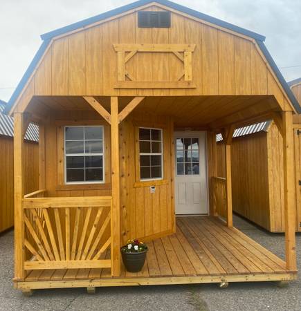 Custom Tiny Homes/Cabins