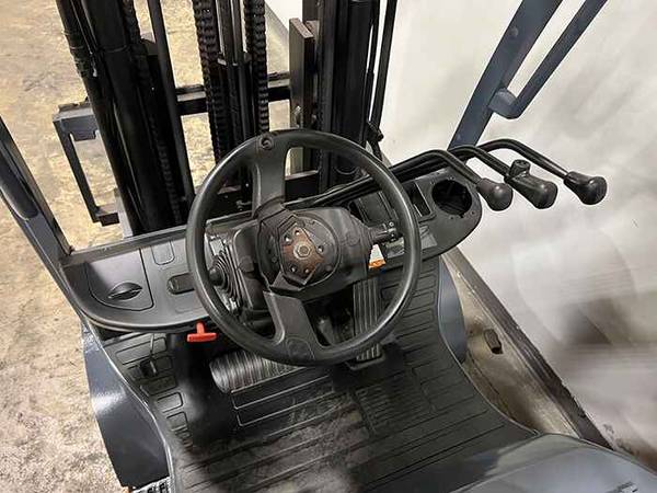 ??? 2013 TOYOTA 8FGCU25 FORKLIFT ???