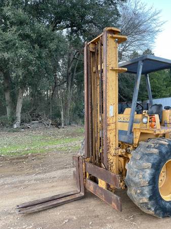 Case 586E rough terrain forklift Cummins diesel