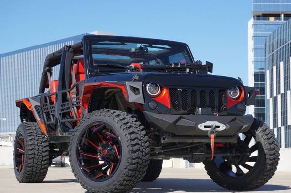 2015 Jeep Wrangler Unlimited 4 DOOR * WoOoW * Lifted * CUSTOM !! JK