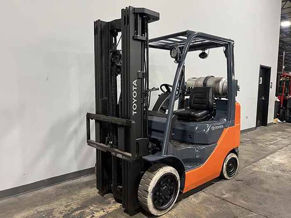 ??? 2013 TOYOTA 8FGCU25 FORKLIFT ???