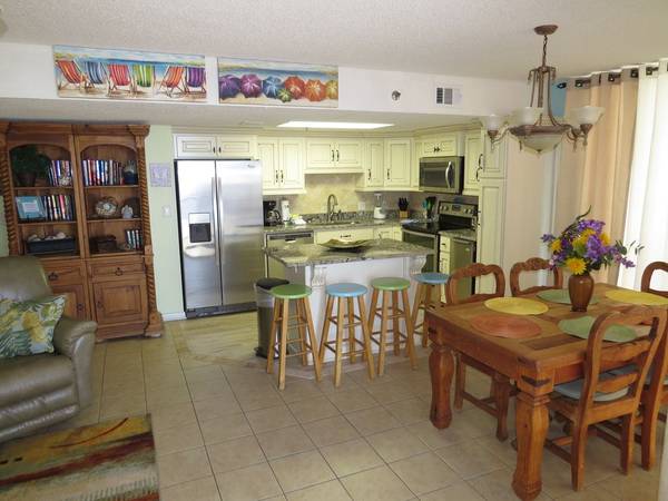 3 BEDROOM 2 BATH~ SLEEPS 10~VACATION RENTAL