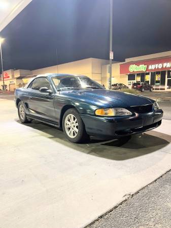 1996 Ford Mustang GT! Clean Title!