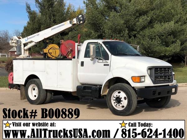 Mechanics Crane Truck Boom Service Utility 4X4 Commercial work trucks