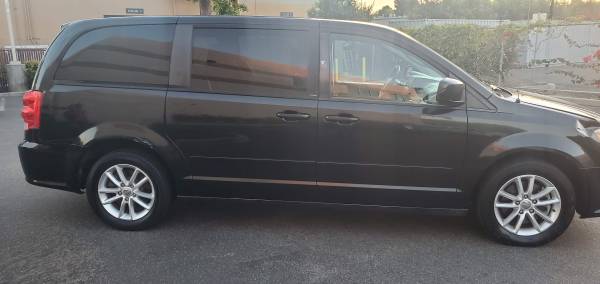 2014 DODGE GRAND CARAVAN SXT, 3RD ROW, VERY DEPENDABLE. $7500