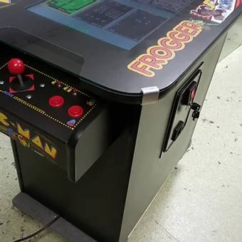 Classic Arcade Cocktail Table