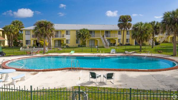 Tennis Court, Pool, On-site Maintenance