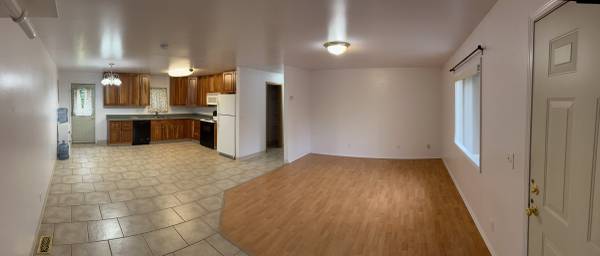 2br Very Clean, Quiet place Quality built, free heat