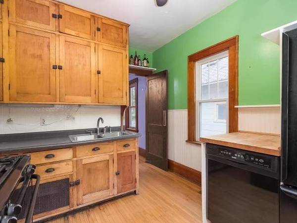 Renovated 6 bed 2 bath house for rent near U of M