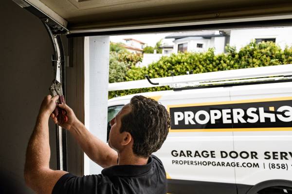 Same day GARAGE DOOR repair – fast, reliable, fair! (858) 216-2844