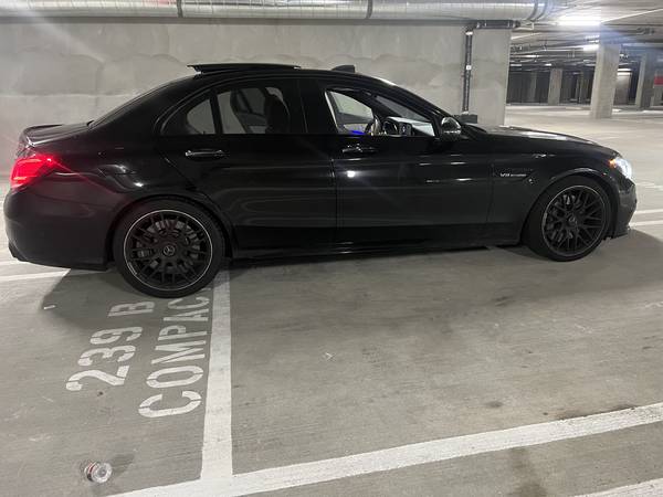 Mercedes Benz C63