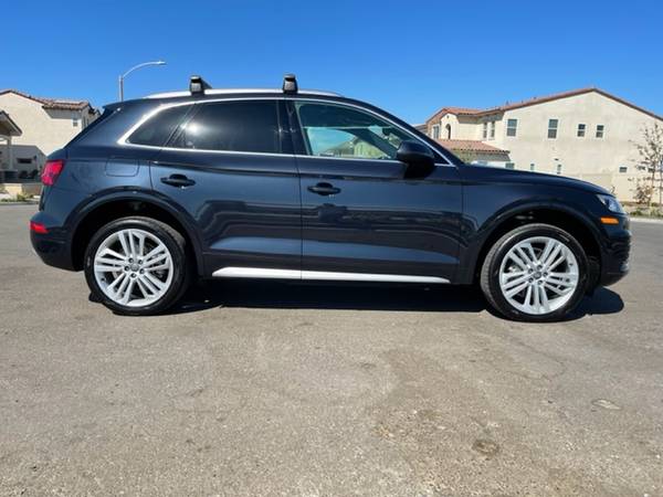 2019 AUDI Q5 PREMIUM PLUS QUATTRO LOW MILES VERY CLEAN SALE PRICE