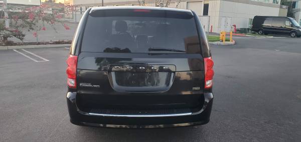 2014 DODGE GRAND CARAVAN SXT, 3RD ROW, VERY DEPENDABLE. $7500