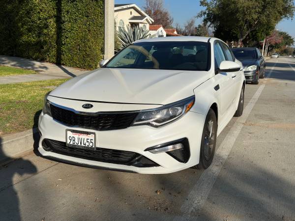 2019 Kia Optima LX / FE Low Miles 46k 38 MPG Gas Saver