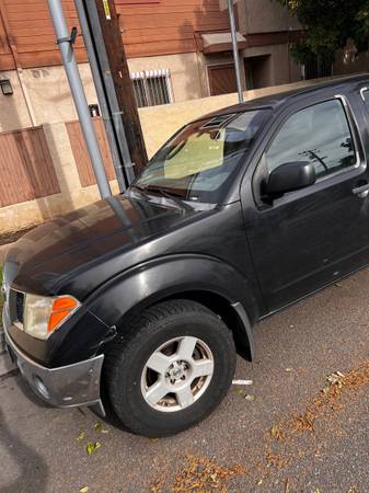 2006 Nissan frontier crew cab