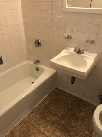 Avl. now/asap- modern 1 br near Porter sq- hw fl-heat, hw incl.