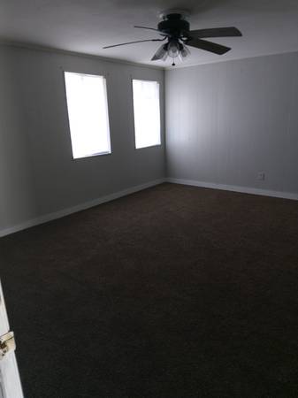 Newly renovated studio apartment now available