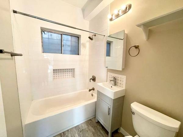 RARELY AVAILABLE ~ 1 bedroom 1 bathroom For Rent