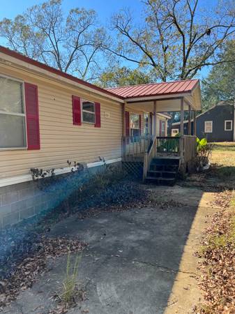 Mobile Home For Sale in Americus