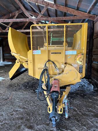 Haybuster 2650 Bale Processor