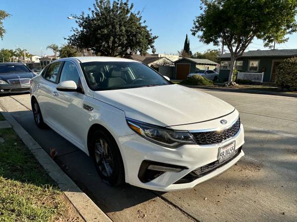 2019 Kia Optima LX / FE Low Miles 46k 38 MPG Gas Saver