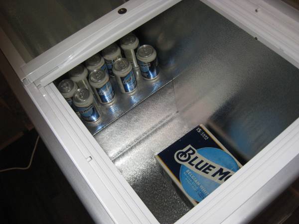 ????SLIDE TOP CHEST BEVERAGE or FOOD COOLER-NEW 4 UR BEERS!