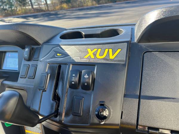 2022 John Deere Gator XUV 560