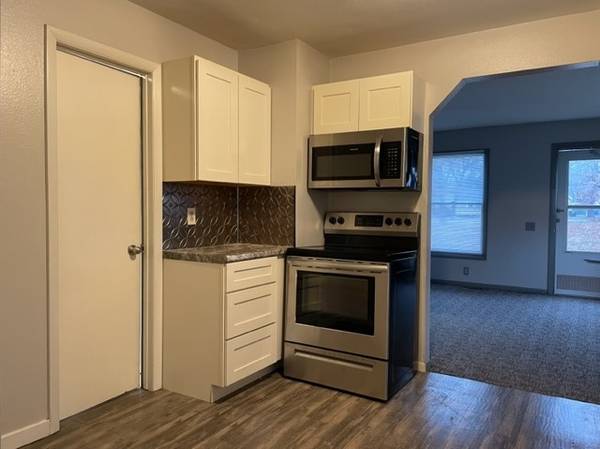 TIRED OF APARTMENT LIVING? Cozy 1 Bedroom Home in Muskegon Heights