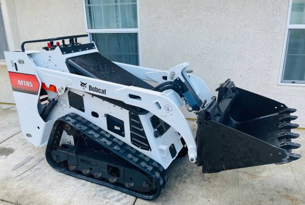 Bobcat MT85 Track Skid Steer (Like New)