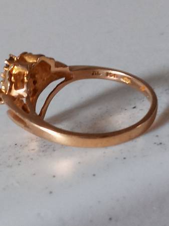 gold size 8 ring