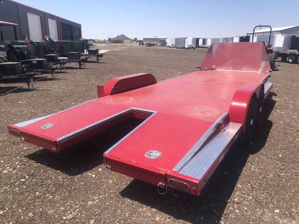 83X22 (12K) Car Haulers w/ Rock Shield, Swivel D-Rings & Split Dove Ta