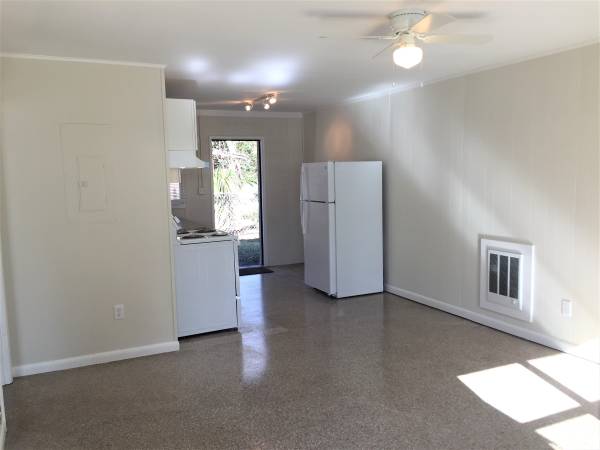 2 Bed Rm: Central Location/ Fresh and Clean Renovation