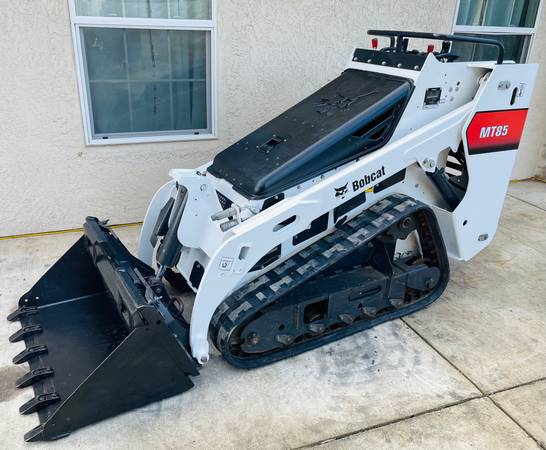 Bobcat MT85 Track Skid Steer (Like New)