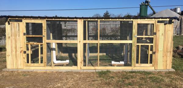 Lodge Chicken Coop / Pigeon Lofts