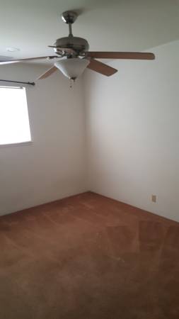 Room for rent by Merced JC