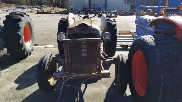 48 HP Ford 2000 Tractor ie 3000 800 601 600 641