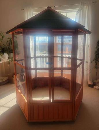 MOVEABLE Wood Bird Aviary Indoor/outdoor