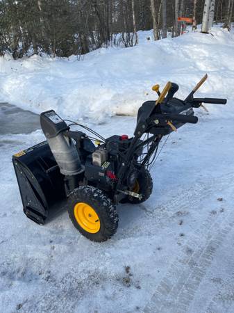 MTD Yard Machine Snowblower 10.5/26