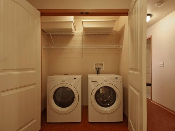 Great 2 bed, 2 bath and your own private washer/dryer! Visit today!