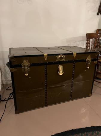 Antique Vintage Large Army Green Trunk/ Chest Storage