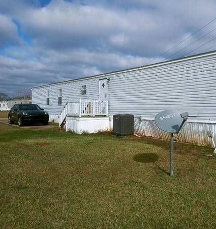 SINGLE-WIDE MOBILE HOME