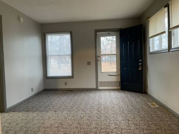 TIRED OF APARTMENT LIVING? Cozy 1 Bedroom Home in Muskegon Heights